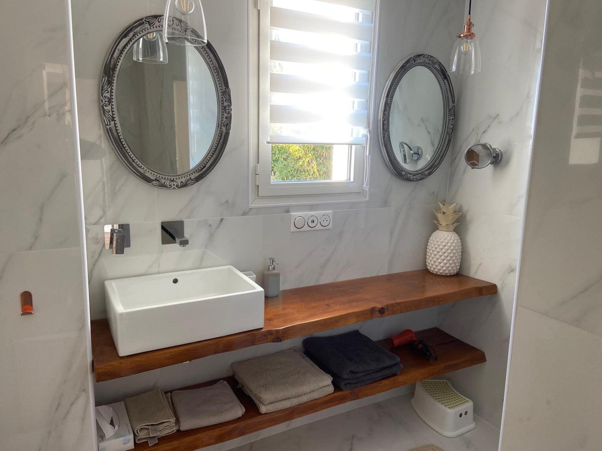 Sublime Logement Avec Vue Mer Et Jacuzzi La Ciotat Bagian luar foto